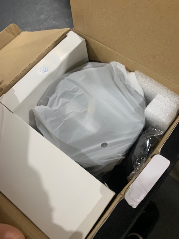 Photo 1 of ?Electric Focus?Magcubic Mini Projector 4K Support, Smart Projector with WiFi 6 and Bluetooth 5.4, 5W Soundbase Speaker, 180° Rotation, Portable Proyector for Home Theater HY300 Ultra (Grey)