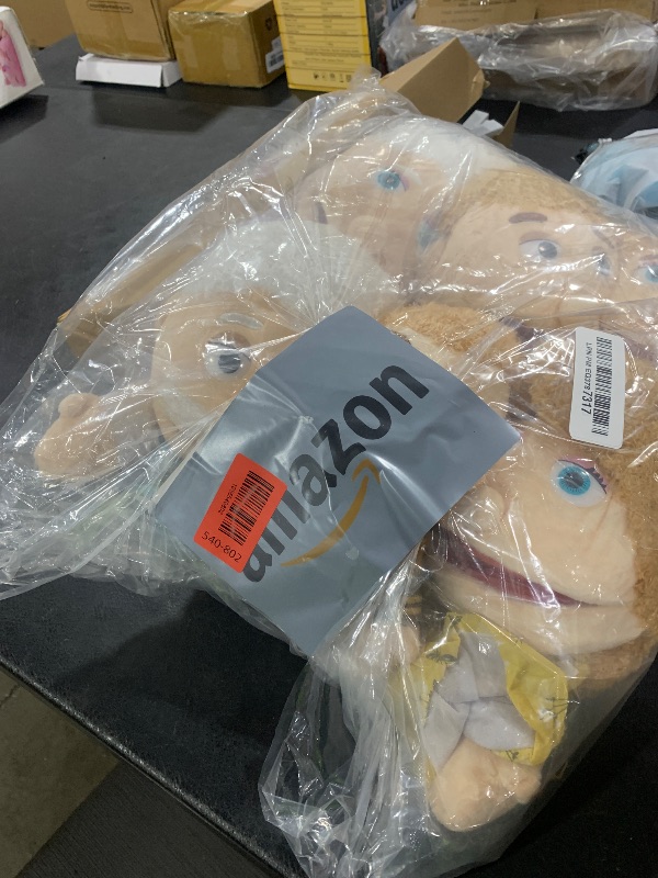 Photo 1 of 6 Pcs Family Hand Puppets 12 Inch Grandparents, Mom & Dad, Brother & Sister Plush Hand Puppet Toys Role-Play Toy Puppets for Kids Storytelling Imaginative Pretend Play Teaching Preschool(6 Family A)