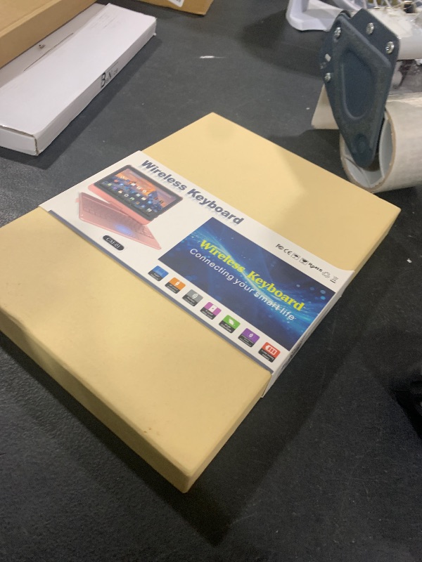 Photo 1 of TQQ Touch iPad (A16) 11th Generation Case with Keyboard (11", 2025) & 10th Gen (10.9", 2022) - 360° Rotatable, Thin & Light, Multi-Touch Trackpad for iPad (A16) 11th/10th Gen (Gray)