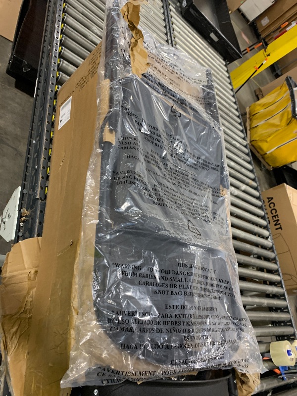 Photo 1 of 5 PACK FOLDABLE CHAIRS PACK