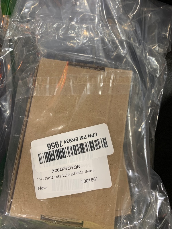 Photo 1 of 2 Set ESP32 LoRa V3 Module Board with 915 MHz Antenna + 3000mAh Battery + Case - Integrated WiFi Blue Tooth SX1262 CP2102 0.96” OLED Display Type C for Ar duino Lora Meshtastic IoT (N35, Green)