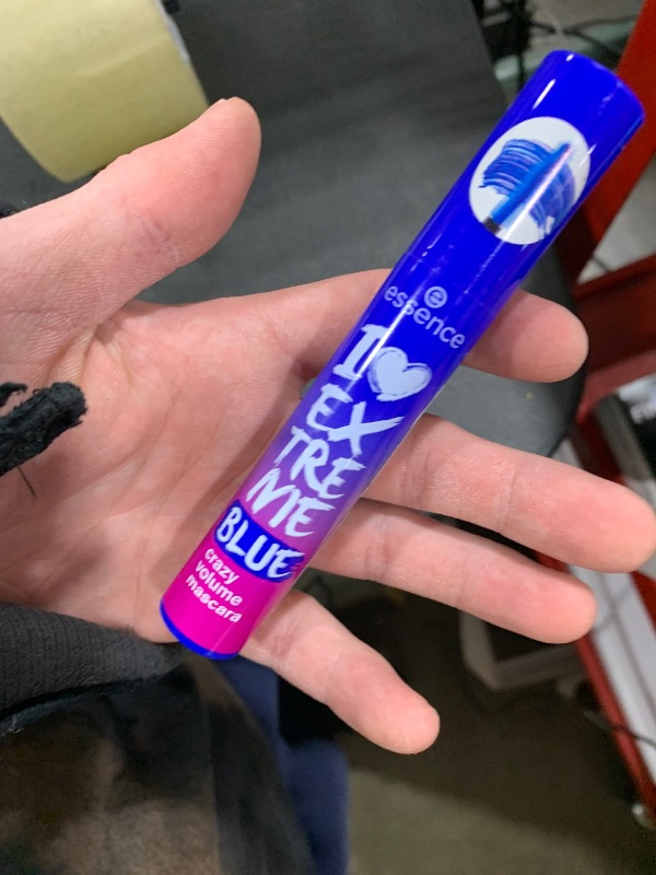 Photo 1 of essence | I Love Extreme Blue Crazy Volume Mascara | Vibrant & Colorful, Volumizing & Long-Lasting for Dramatic Lashes | Vegan & Cruelty Free