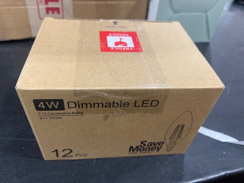Photo 1 of 12-Pack Dimmable E12 LED Candelabra Bulbs 40Watt Equivalent, 5000K Daylight White, 450Lumens, 4W B11 Vintage Chandelier Light Bulbs, LED Filament Clear Glass Candle Lamp for Ceiling Fan Home Decor