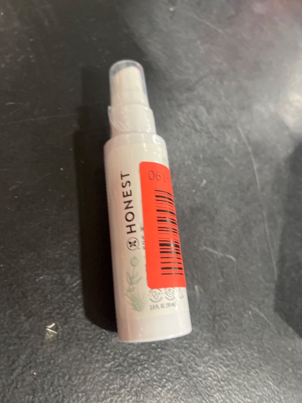 Photo 1 of The Honest Company Baby Diaper Rash Cream Spray | Moisturizing + Calming Zinc Oxide | Hypoallergenic, Dermatologist Tested, Cruelty Free | 2 fl oz