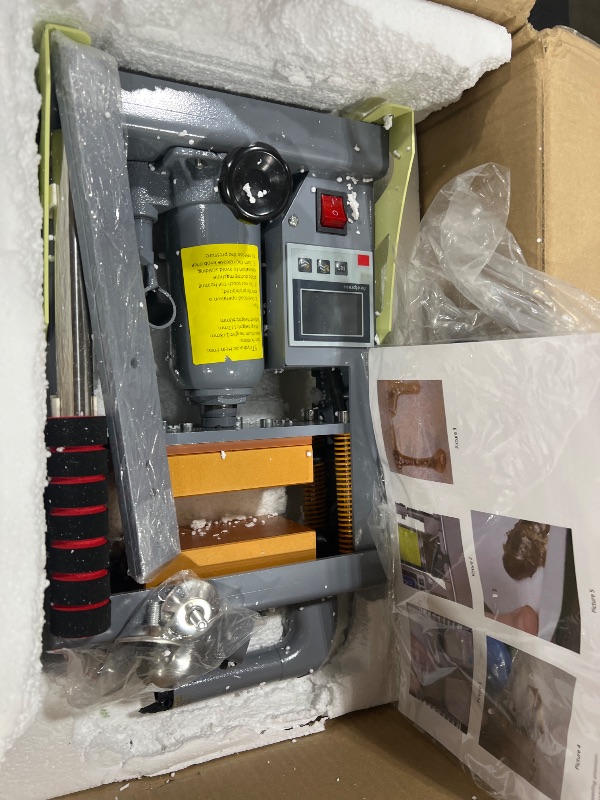 Photo 1 of YIIFIISET 5 Ton Hydraulic Heat Press Machine with 3x5 inch Heated Plates,Auto Temperature Adjustment Heat Press