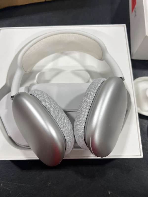 Photo 1 of Apple AirPods Max Wireless Over-Ear Headphones, Active Noise Cancelling, Transparency Mode, Personalized Spatial Audio, Dolby Atmos, Bluetooth Headphones for iPhone – Silver