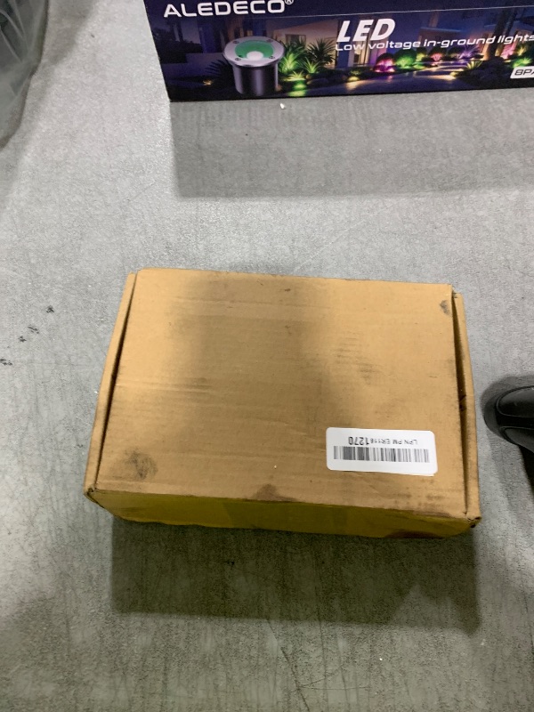 Photo 1 of 7/8 22mm Twist Throttle Accelerator Handle Grips for Pit Bike Mini Bike Throttle Cable Kit 4-Stroke Dirt Bike Pocket Bike for 50cc 90cc 110cc 125cc150cc 200cc 250cc (Red)