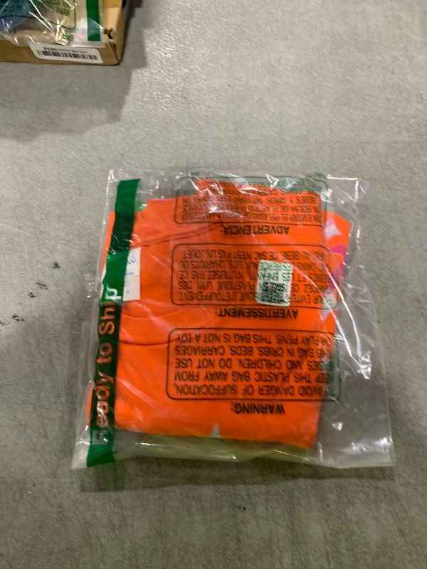 Photo 1 of ****STOCK PHOTO SIMILAR TO ITEM
Taylor Personalized Name I Love Taylor Girl Groovy 70's 80's T-Shirt L