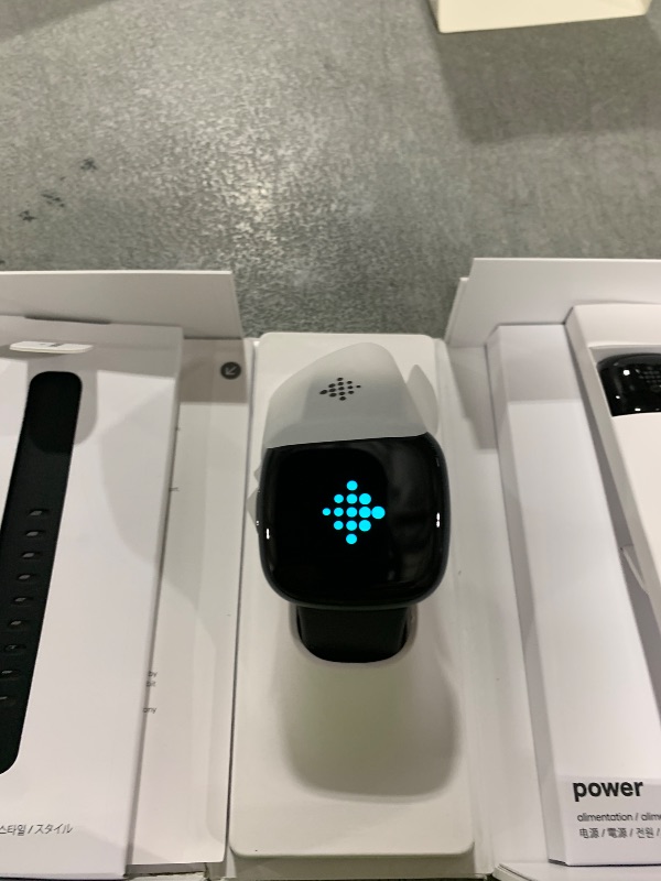 Photo 1 of Fitbit Versa 4 Fitness Smartwatch with Daily Readiness, GPS, 24/7 Heart Rate, 40+ Exercise Modes, Sleep Tracking and more, Black/Graphite, One Size (S & L Bands Included)