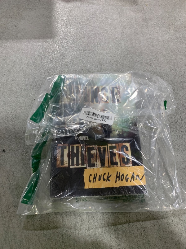 Photo 1 of Prince of Thieves Chuck Hogan 