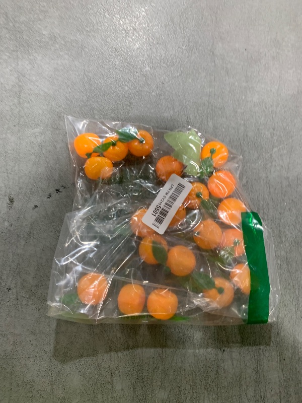 Photo 1 of 20pcs Mini Artificial Orange Birthday Fake Fruit Model Realistic Artificial Fruits Simulation Orange Decorative Tangerine Lifelike Faux Fruit Fake Orange for Home Kitchen Table Decoration