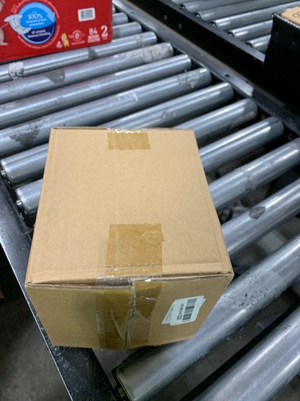 Photo 1 of Tissue Box Cover Square, Rustic White Wooden Tissue Box Holder for Kleenex - Facial Tissue Holder for Bathroom, Bedroom, Office, Vanity