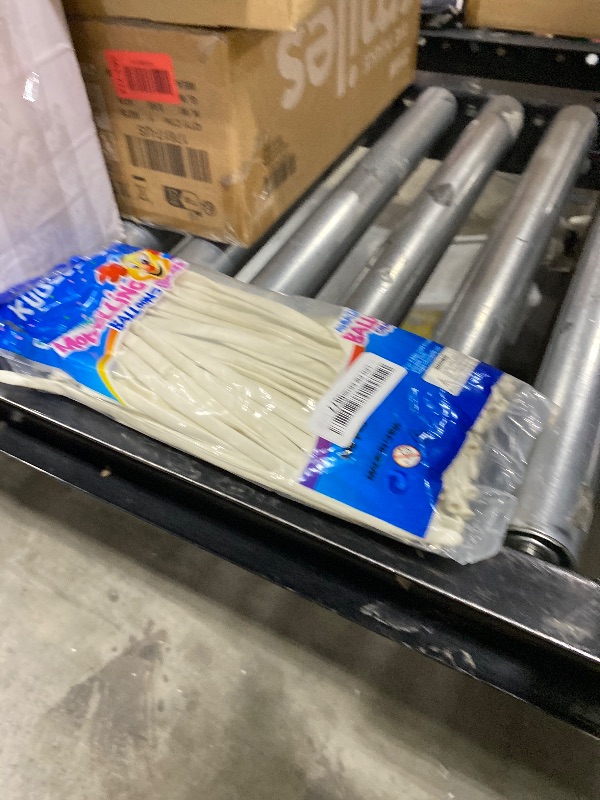 Photo 1 of 100Pcs 260 Balloons White Long Balloons for Balloon Garland Thickening Skinny Latex Twisting Balloon for Animals Modeling Christmas Birthday Wedding Party Decorations