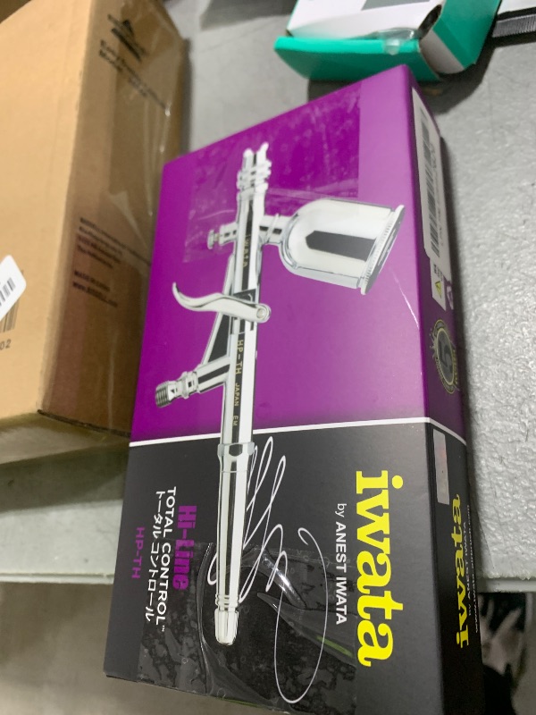 Photo 1 of Airbrush HP-TH (japan import) by Iwata
