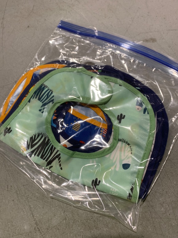 Photo 1 of Baby Bib 