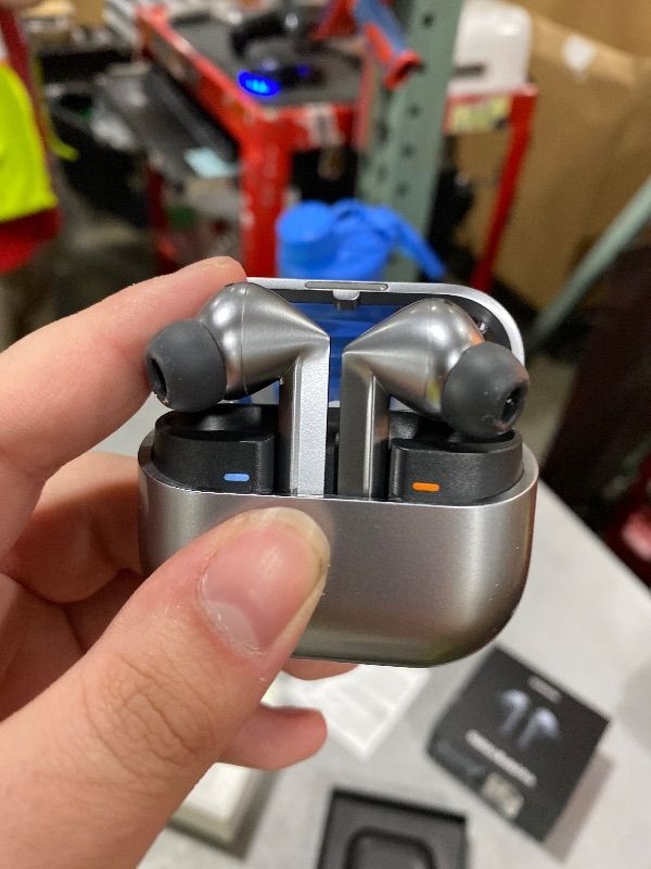 Photo 1 of Samsung Galaxy Buds 3 Pro AI True Wireless Bluetooth Earbuds, Noise Cancelling, Sound Optimization, Redesigned Comfort Fit, Silver [US Version, Amazon Exclusive, 2Yr Warranty]