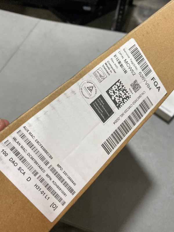 Photo 1 of Dell 15 Laptop DC15250-15.6-inch FHD 120Hz Display, 13th Gen Intel Core i7-1355U, 16GB DDR4 RAM, 512GB SSD, Intel UHD Graphics, Windows 11 Home, Onsite Service - Platinum Silver