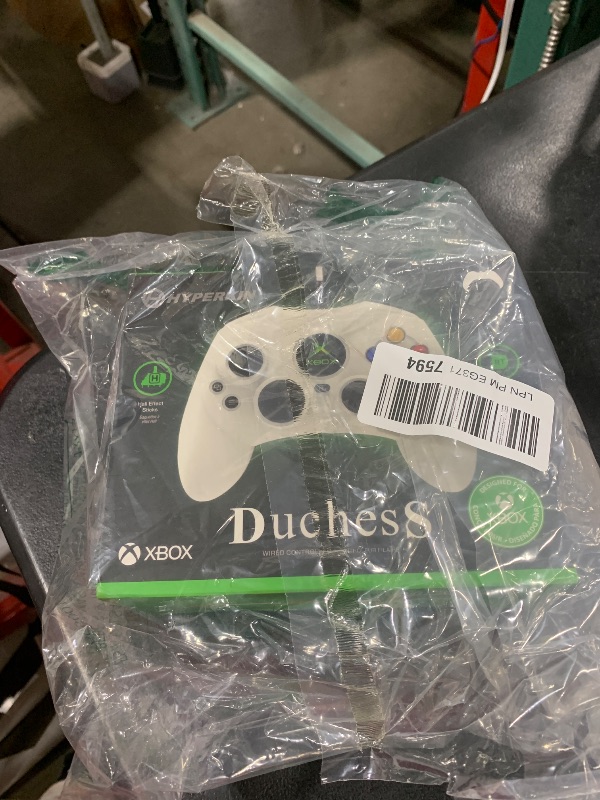 Photo 1 of Hyperkin - DuchesS Wired Controller for Xbox One / Series X|S / PC -Windows 10|11, Plug and Play Gaming Gamepad with 3.5MM Audio Jack, Impulse Triggers, and Hall Effect Sticks - White (Officially licensed for Xbox)
