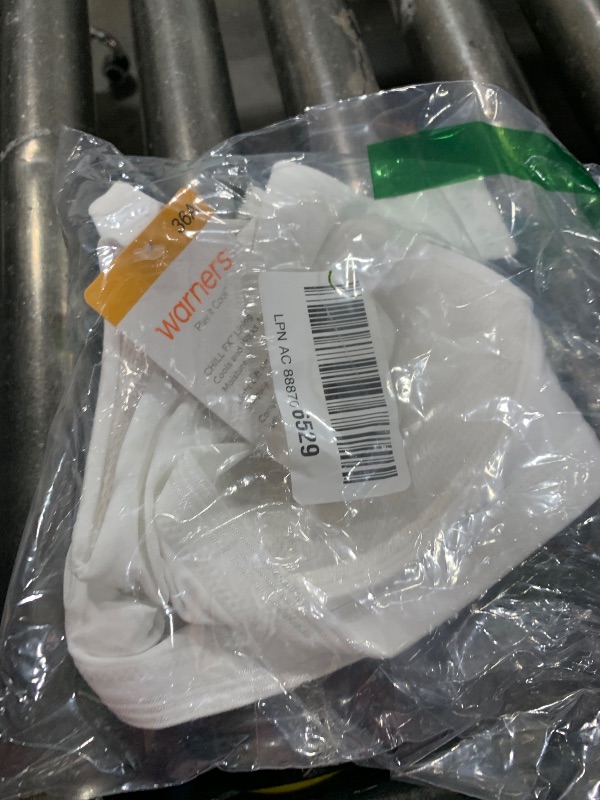 Photo 1 of Warner's Women's Play Stay Cool and Dry Wireless Lift Comfort Bra RN3281A, White