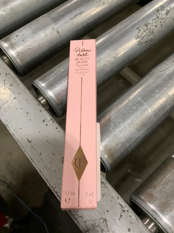Photo 1 of Charlotte Tilbury Pillow Talk Beauty Light Wand Liquid Highlighter Makeup - Soft-Focus Nude-Pink Highlighter & Blush for Cheeks - Pearlescent, Weightless Radiant Finish - Pillow Talk Original