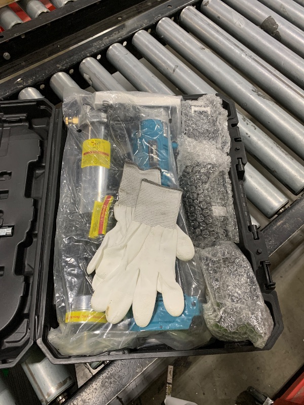 Photo 1 of Seesii Innovative 2-in-1 Grease Gun: High-Efficiency 5.3 oz/min 12,000 PSI Electric Grease Gun Kit with 2 * 2.0AH Batteries and Charger, Easy-to-Use for Farmers, Equipment Operators & Owners