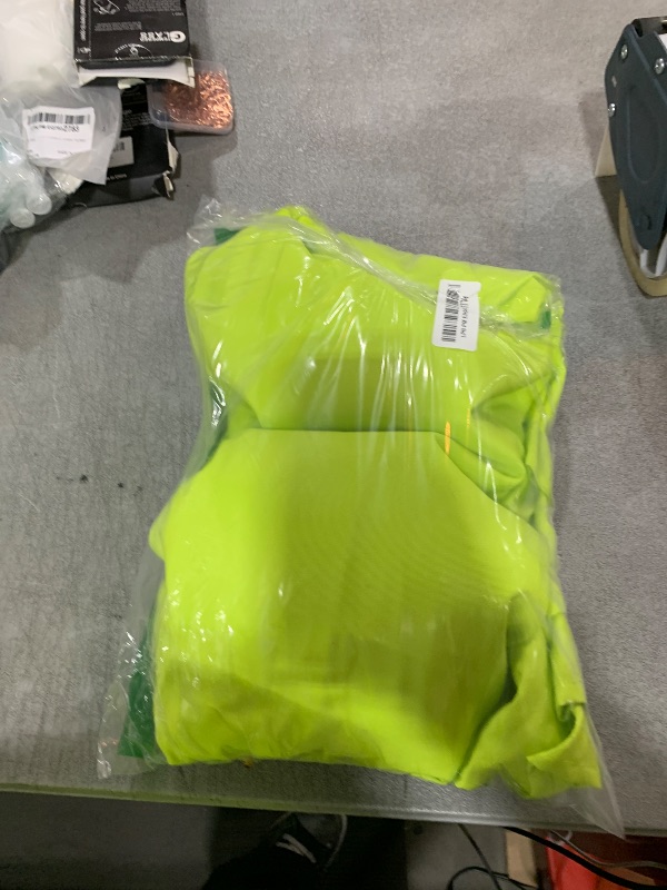 Photo 1 of MASTERCANOPY Patio Umbrella 9 ft Replacement Canopy for 8 Ribs-Lime Green Canopy Only