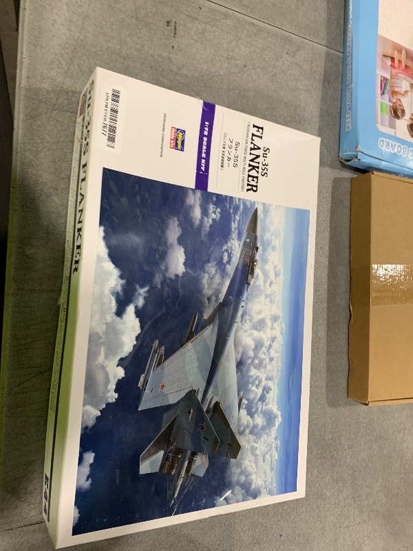 Photo 1 of Hasegawa HAE44 1:72 Scale SU-35S Flanker Model Kit