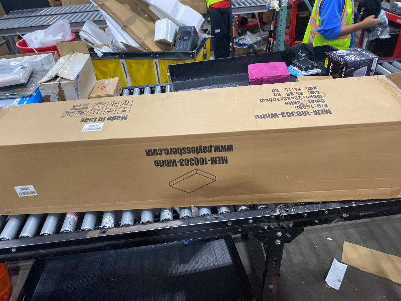 Photo 1 of FDW | 10 Inch Queen Mattress | Medium Firm | Gel Memory Foam Mattress | White | Bed in a Box, CertiPUR-US Certified | Pressure Relief, Cooling Ventilated Foam | Washable Removable Cover