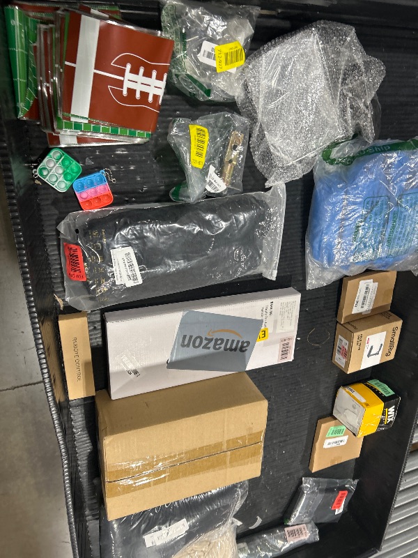 Photo 1 of Nellis Variety Box: Small 
