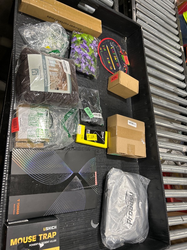 Photo 1 of Nellis Variety Box: Small 