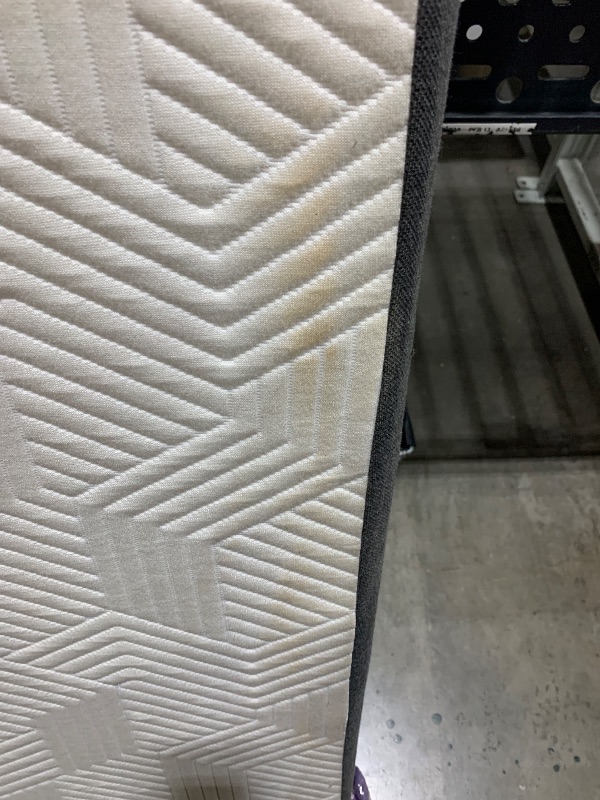 Photo 1 of Lucid Refresh 10" Dual-Layered Gel Memory Foam Mattress, Firm, Queen
