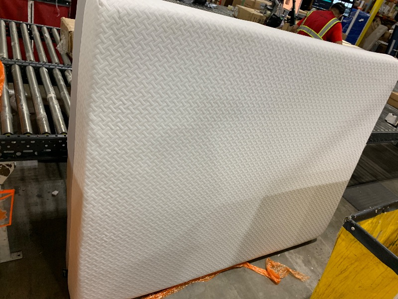 Photo 1 of Zinus Ultima 12" Queen Tight Top Medium Memory Foam Mattress, Mattress-in-a-Box
