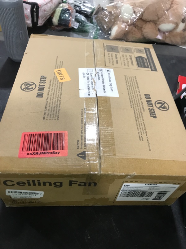 Photo 1 of ZMISHIBO Ceiling Fans with Lights and Remote, 19.7'' Low Profile Ceiling Fan, 3000-6000K Dimmable Modern Flush Mount LED Fan Light, 6 Wind Speeds, White Fandelier Ceiling Fans for Bedroom