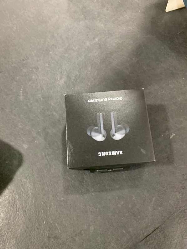 Photo 1 of Samsung Galaxy Buds 3 Pro AI True Wireless Bluetooth Earbuds, Noise Cancelling, Sound Optimization, Redesigned Comfort Fit, Silver [US Version, Amazon Exclusive, 2Yr Warranty]