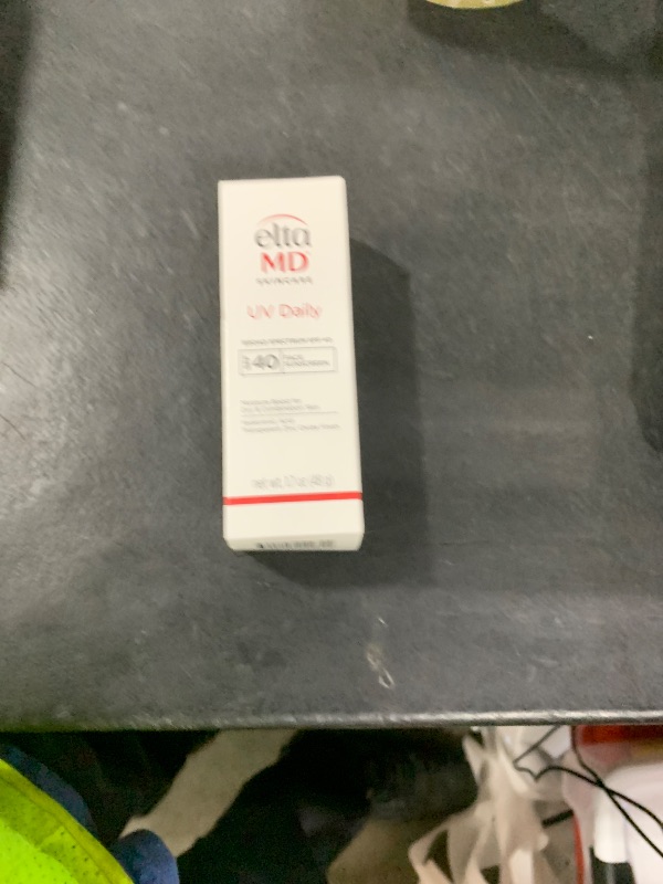 Photo 1 of EltaMD UV Daily SPF 40 Face Sunscreen Moisturizer with Zinc Oxide, Daily Face Moisturizer with SPF, Sunscreen, For Dry Skin 1.7 oz Pump