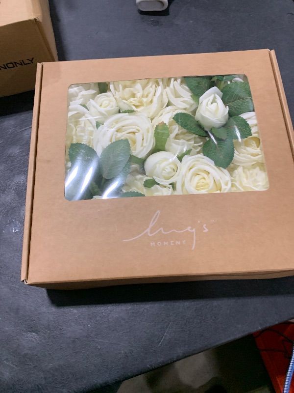 Photo 1 of Ling's Moment Artificial Flowers Silk Austin Roses Silk Flowers Fake Roses w/Stem for Wedding Bouquets Centerpieces Party Home Decoration