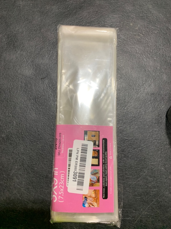 Photo 1 of LEOSINDA 200 Pcs Cellophane Bags,3 X 9 Inch Self Sealing Clear Cellophane Bags Self Sealing Adhesive Gift Wrap,for Packaging Candies,Dessert,Bakery, Cookies, Chocolate,Party Party Decorations
