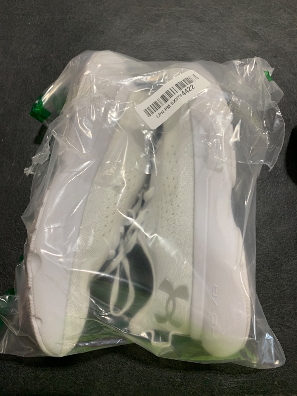 Photo 1 of Under Armour Women's Infinite, (101) White/White/Metallic Silver, 7.5, US