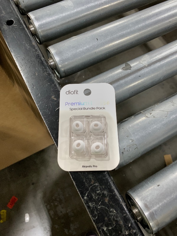 Photo 1 of Premium Multi-Flange Eartips for AirPods Pro 1&2 (Large) – Always Fits, Never Slips