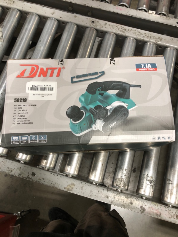 Photo 1 of DNTI-7.1AMP electric hand planer for wood Planer depth 4 mm Electric Hand held Planers for Woodworking 3-1/4 Inch corded Planer Wood Chamfer DIY Smooth Finish Carpentry Tool (58219-4MM)