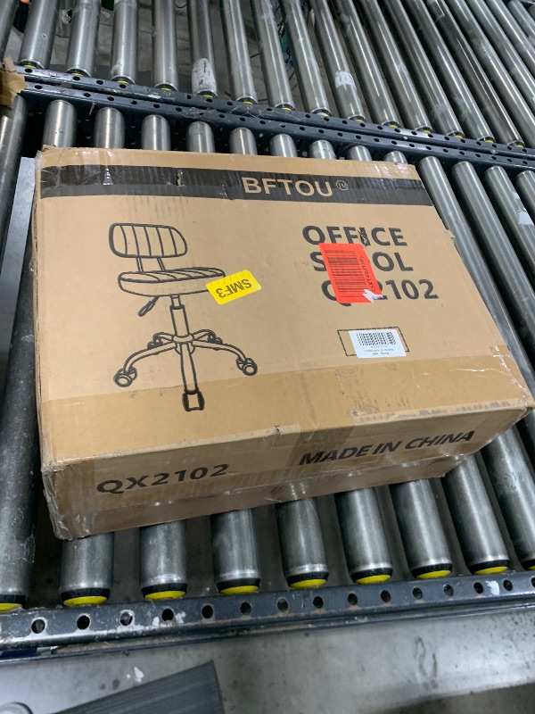 Photo 1 of BFTOU Black Square Swivel Stool with Wheel for Work SPA Shop Massage Height-Adjustable and Cost-Effective Rolling Stool Chair with Back