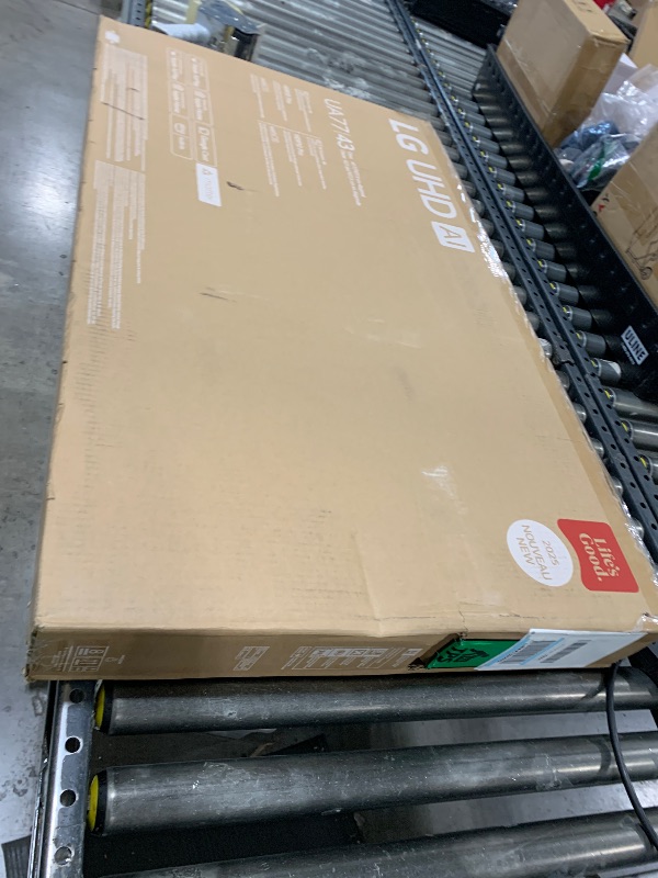 Photo 1 of [PARTS ONLY] LG 43UA7700P 43 inch Class UA77 Series LED AI 4K Smart webOS TV (2025)