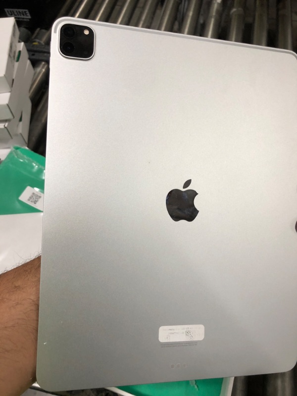 Photo 1 of Apple 2022 iPad Pro 6th Gen (12.9-inch, Wi-Fi, 128GB) - Silver (Renewed Premium)