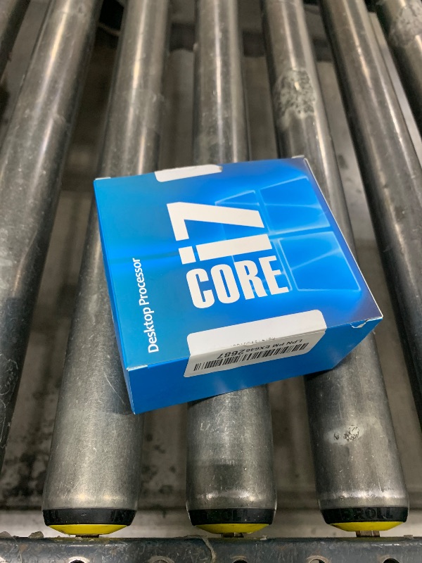 Photo 1 of Intel BX80677I77700 Core i7-7700 Desktop Processor 8M Cache, 3.6GHz (Max Turbo Frequency 4.20GHz) 7th Generation