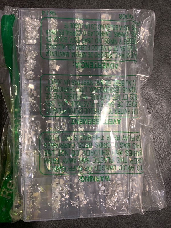Photo 1 of Yzzseven 12 Types of 600 White Diamonds + 2500 Flat Rhinestones Mix 20 Styles Flatback DIY Crafts Rhinestone Crystals 3D Ornament?s Flat Back Stones Set + Tweezers + Drill Pen