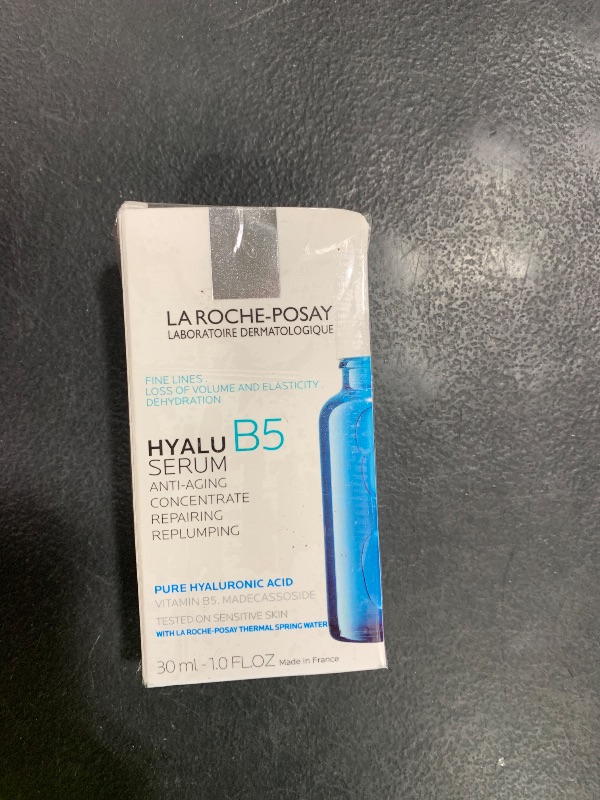 Photo 1 of La Roche-Posay Hyalu B5 Pure Hyaluronic Acid Serum for Face, Vitamin B5 + Hyaluronic Acid + Madecassoside, Hydrating Serum Visibly Plumps Skin, Sensitive Skin Safe, Anti Aging, Oil-Free