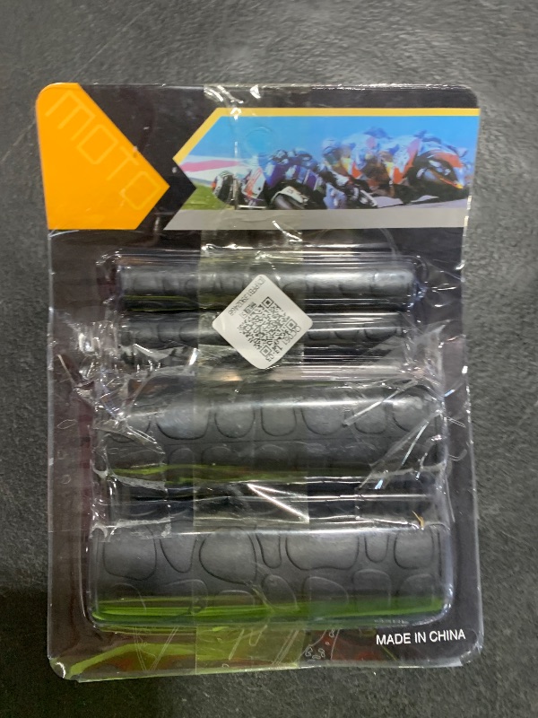 Photo 1 of 1 Pair of Handlebar Grip Handle Grip Cover Brake Lever Cover Universal Motorcycle Anti Slip Soft Rubber Handlebar Grip Cover Brake Lever Cover(Black)