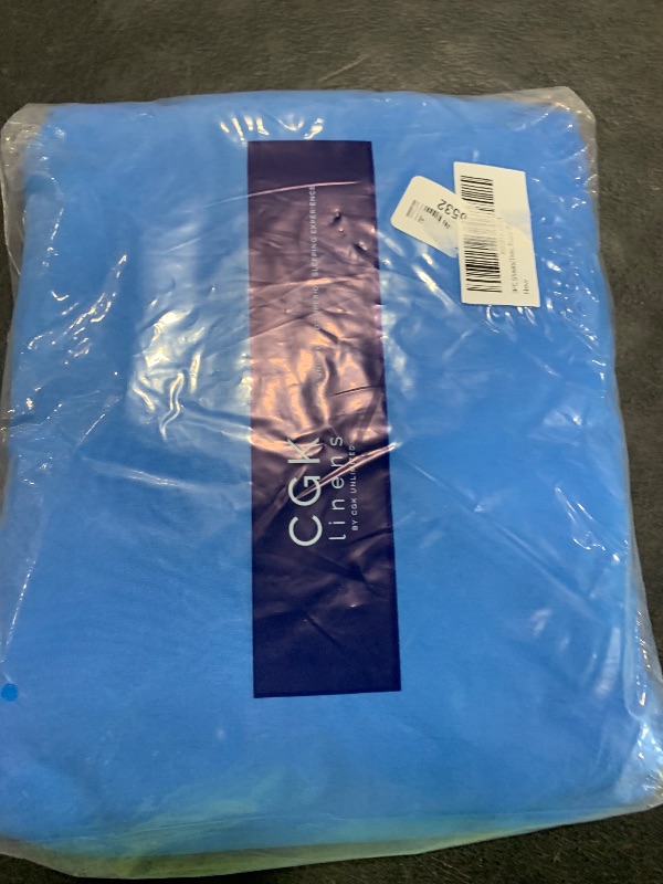 Photo 1 of Twin Size 3 Piece Sheet Set - Comfy Breathable & Cooling Bed Sheets Set - Hotel Luxury Bedding for Women, Men, Kids, Teens, Boys & Girls - Deep Pockets, Soft and Wrinkle Free - Oeko-Tex - Royal Blue