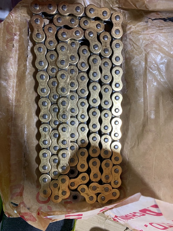 Photo 1 of DID (525VX3G120ZB) Gold 120 Link High Performance VX Series X-Ring Chain with Connecting Link