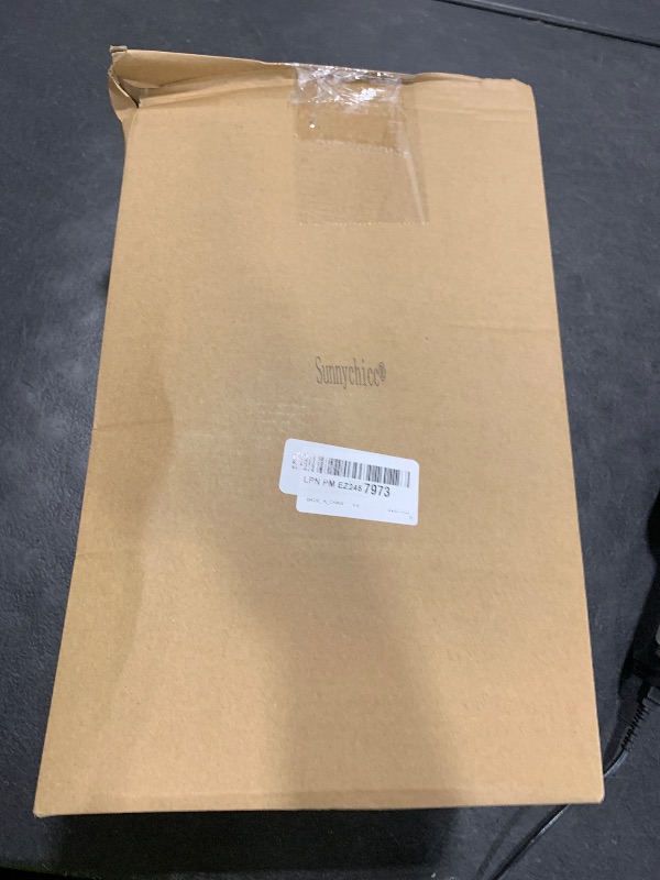 Photo 1 of Sunnychicc 2pcs 7'' SPX1082CA Pool Skimmer Basket and 2 Pcs SP1106 Vacuum Plate Compatible with Hayward Skim Vac In-Ground Swimming Pool Skimmer SP1082, SP1083, SP1084, SP1085, SP1086, SP1075(Blue)
